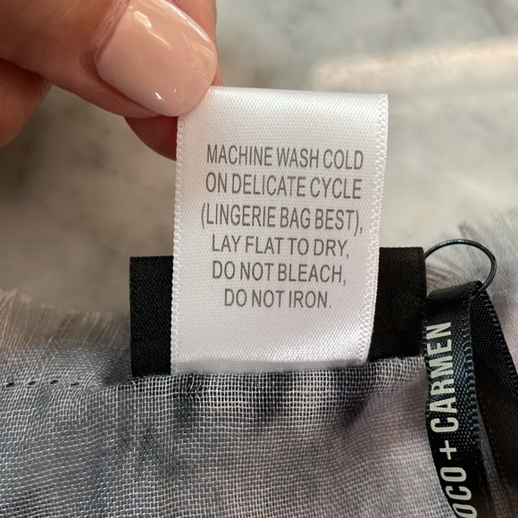 🔥5 for $15🔥 - Coco + Carmen animal print wrap - Picture 7 of 9